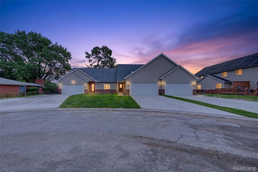 24784 Ashley Court, Redford charter township