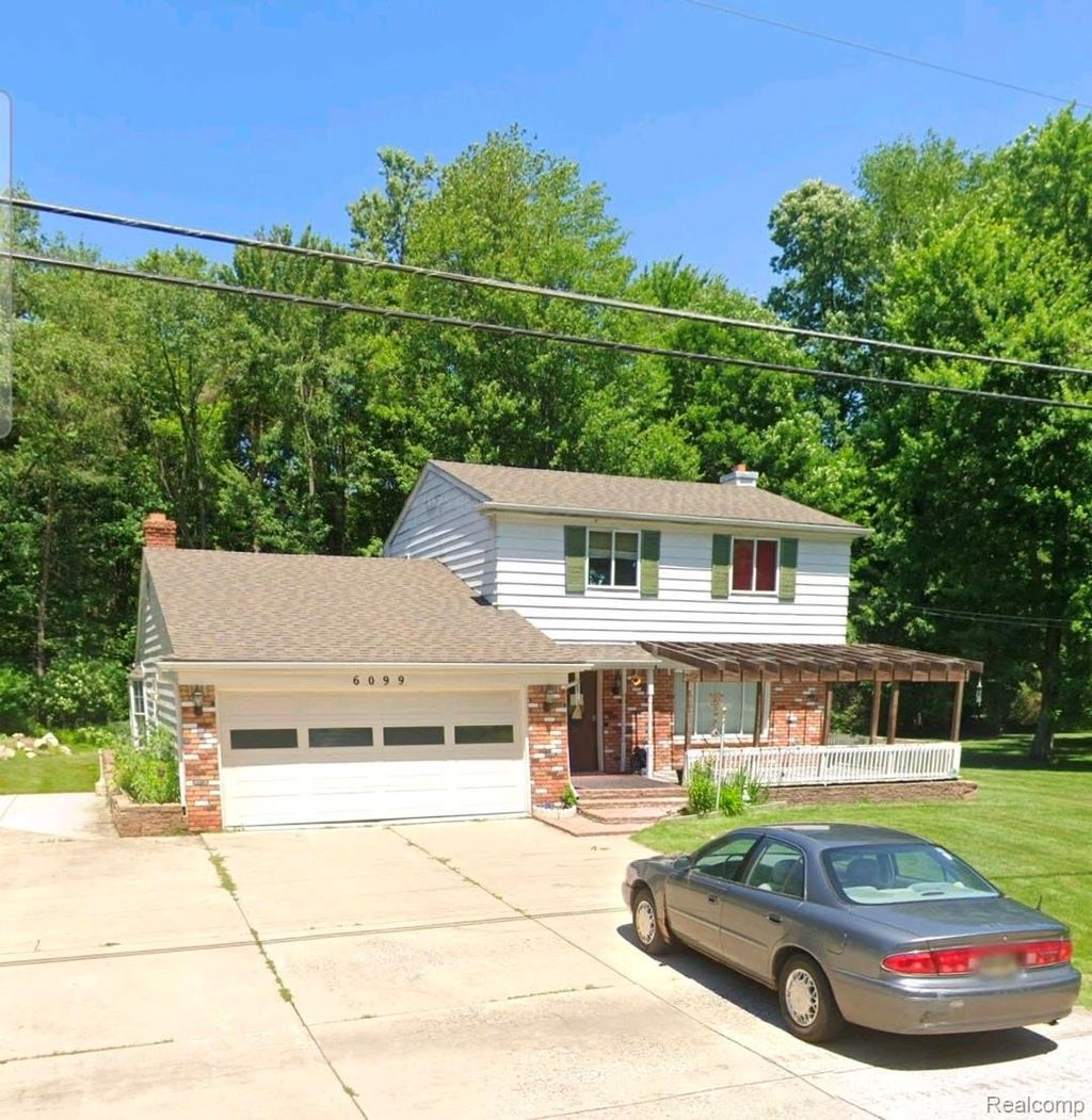 6099 Brookwood Drive, Burton city