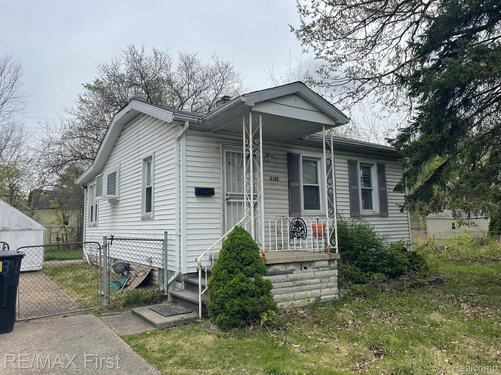 6184 Guilford Street, Detroit city