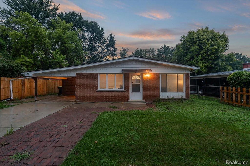 1579 Dulong Avenue, Madison Heights city