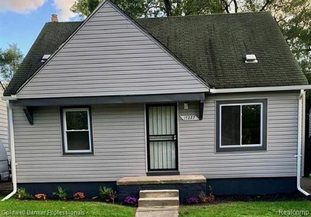 17227 Curtis Street, Detroit city