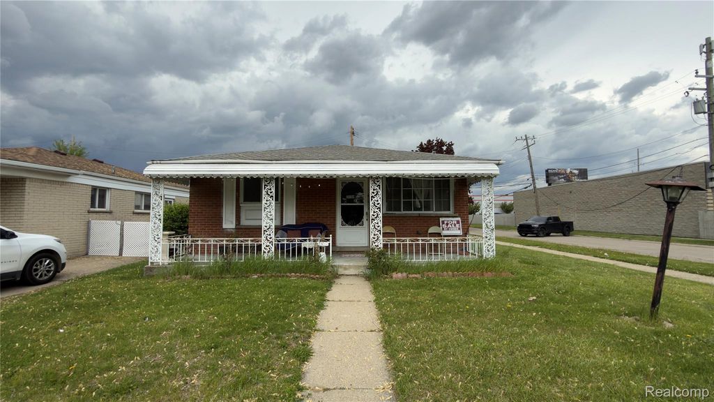 24104 Hass Street, Dearborn Heights city