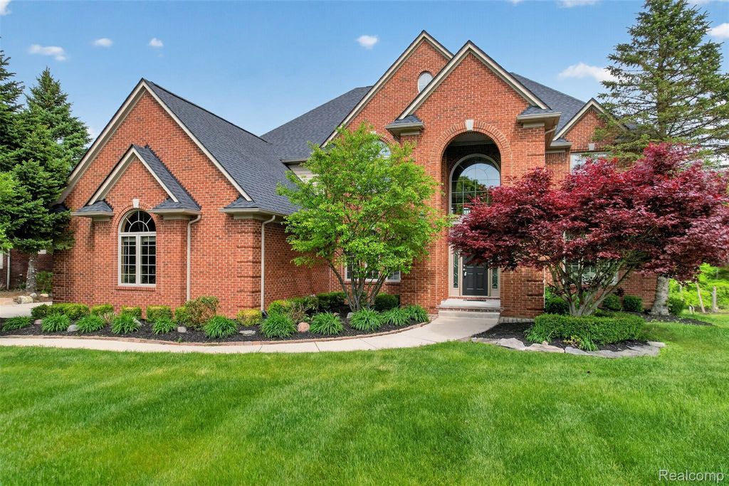 2747 Pebble Beach Drive, Oakland charter township