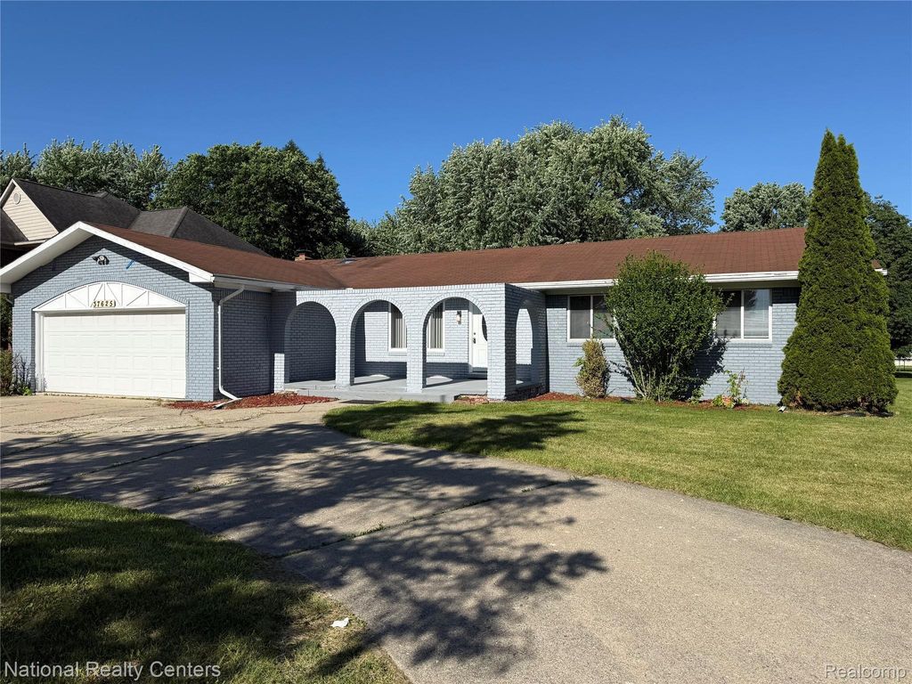 37625 Ryan Road, Sterling Heights city