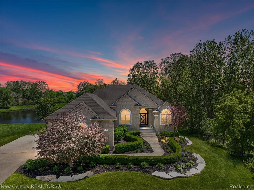 55490 Whispering Hills Drive, Utica