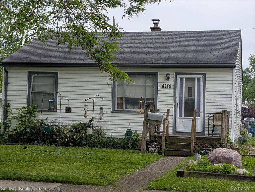 6055 Harrison Street, Garden City city