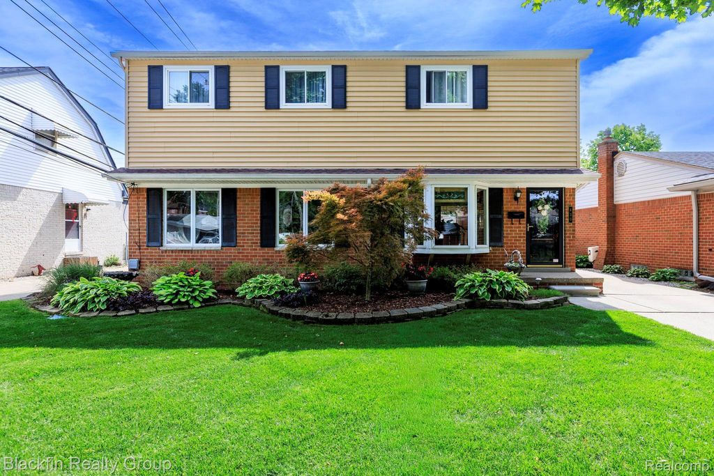 430 N Batchewana Street, Clawson