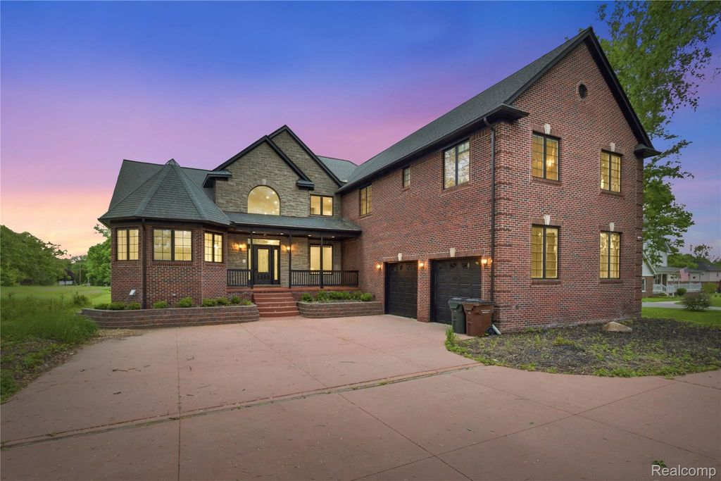 46500 Ryan Road, Utica