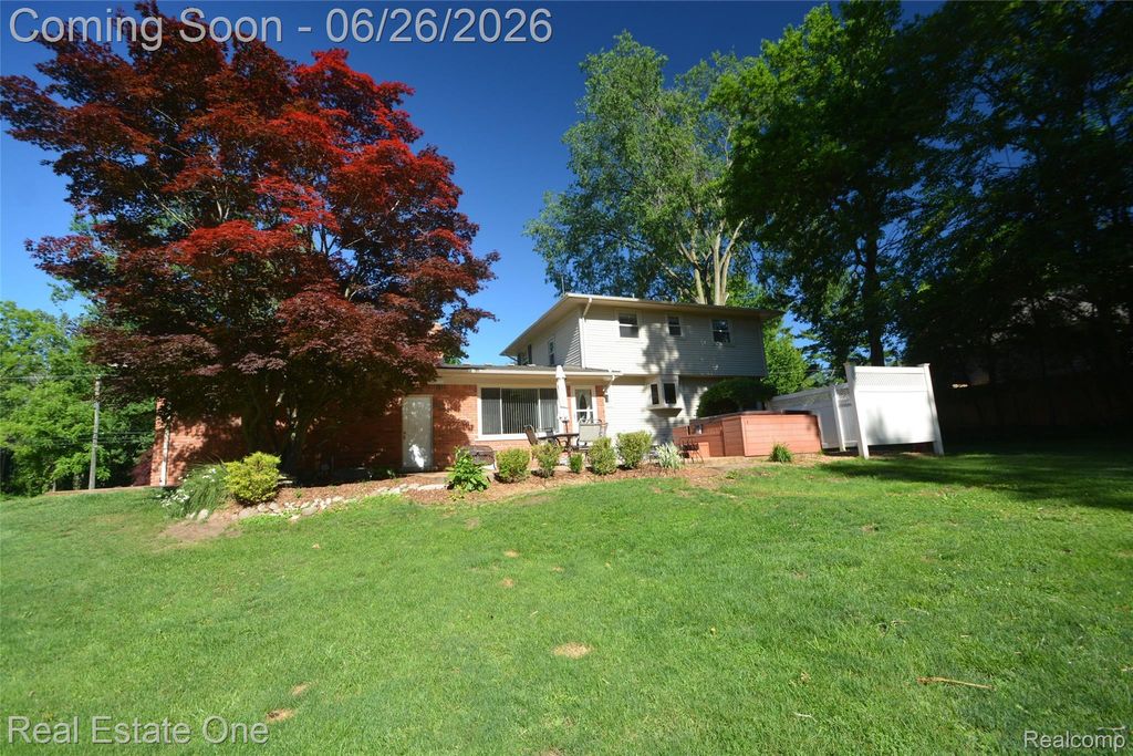 615 Willard Avenue, Rochester Hills city