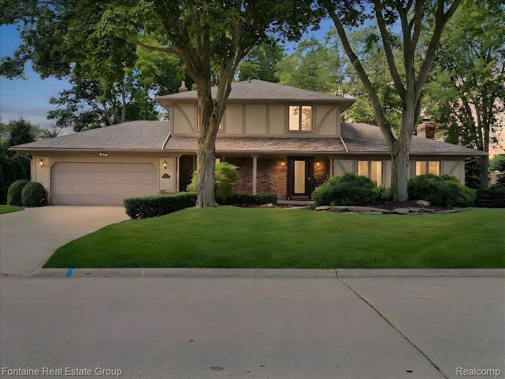 16131 Winchester Drive, Northville township