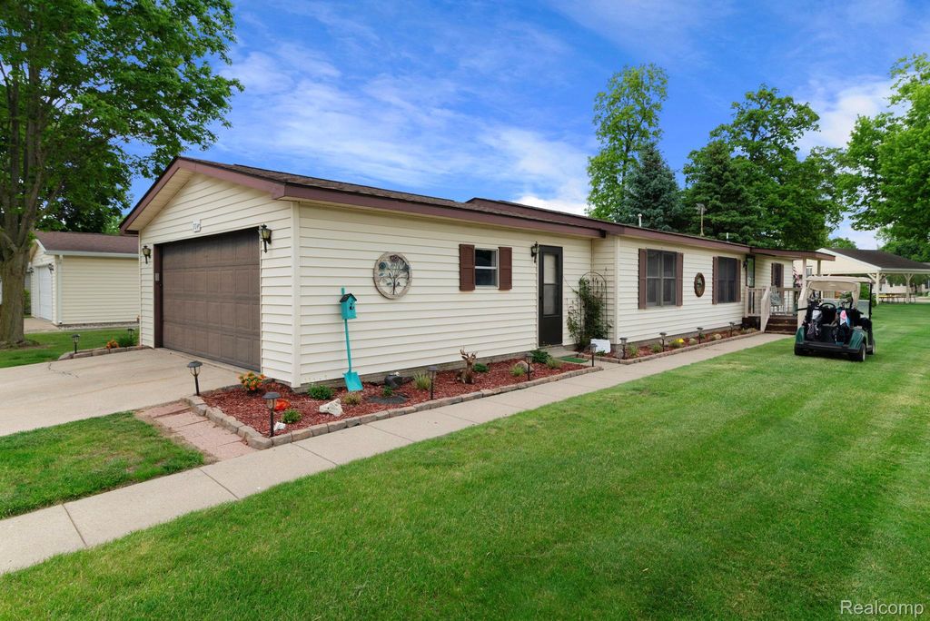 704 Webber Court, Linden city