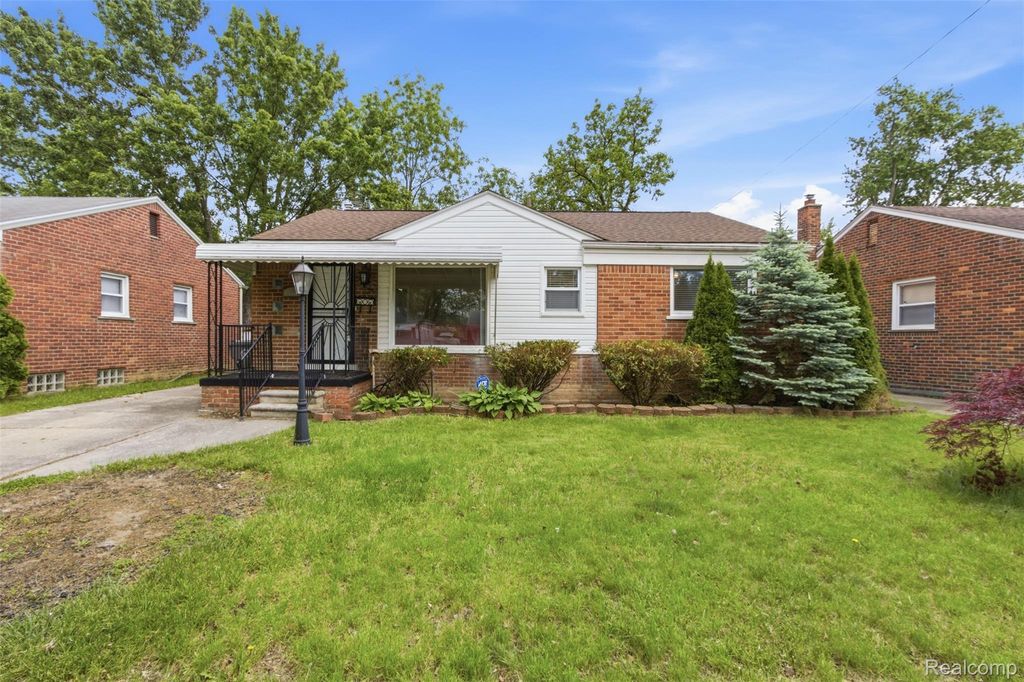 397 Longfellow Street, Inkster city
