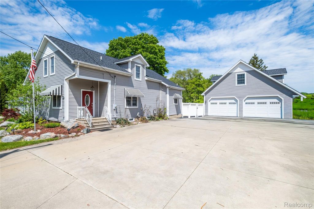 1255 Glendale Street, Burton city