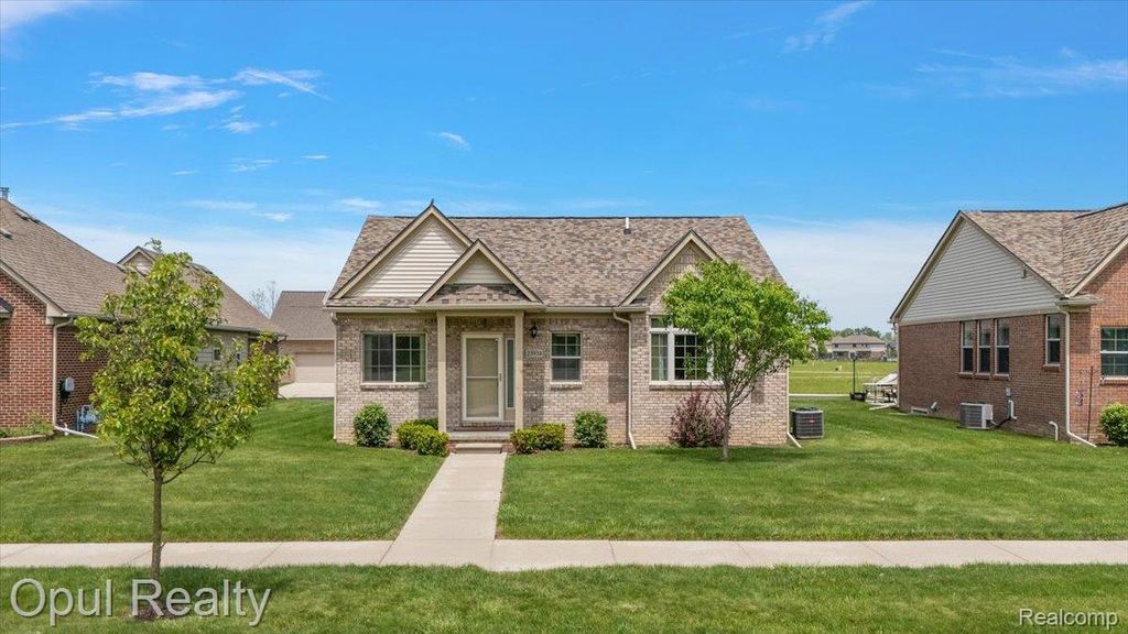 23934 Meadows Avenue, Flat Rock city