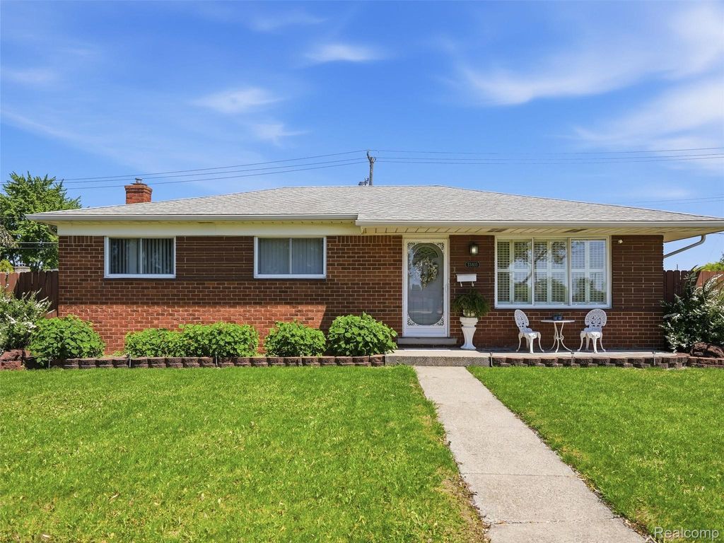33810 Brookshire Drive, Sterling Heights city