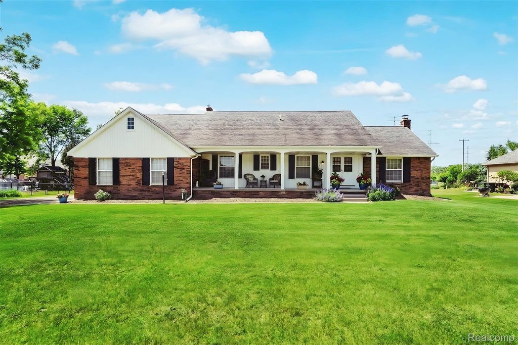 12650 22 Mile Road, Shelby charter township