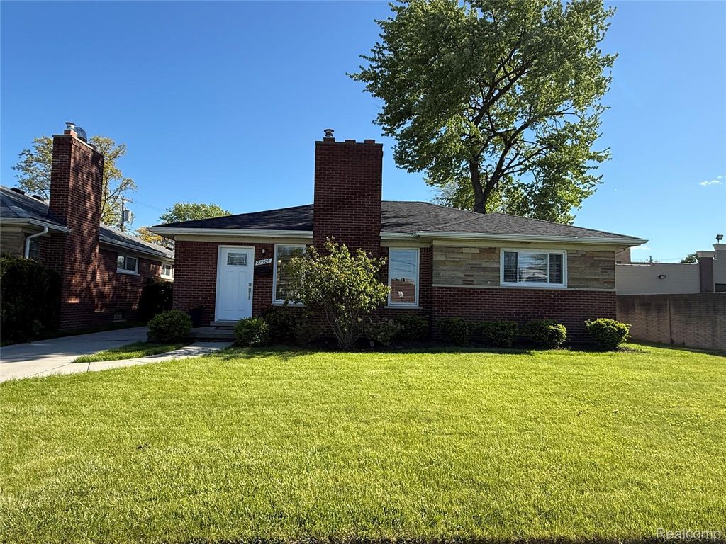 22306 Rosedale Street, St. Clair Shores city