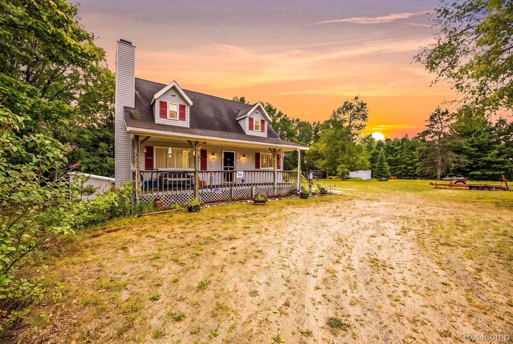 11245 Cedar Road, Freeman township