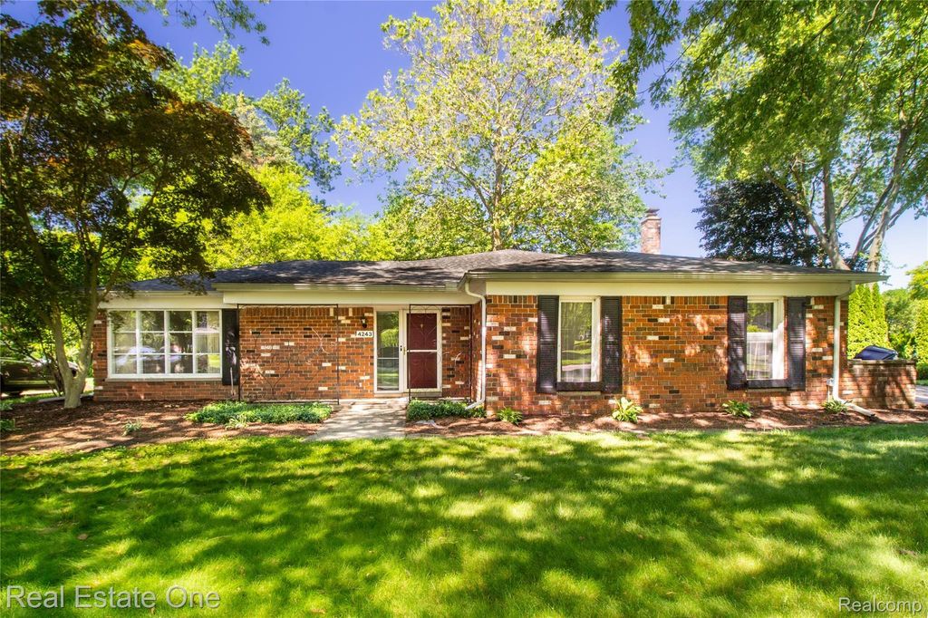 4243 Frostwood Court, Troy city