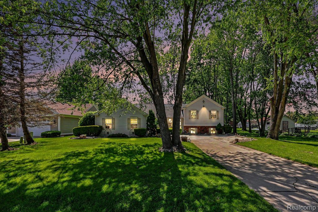 7020 Meldrum Road, Ira township
