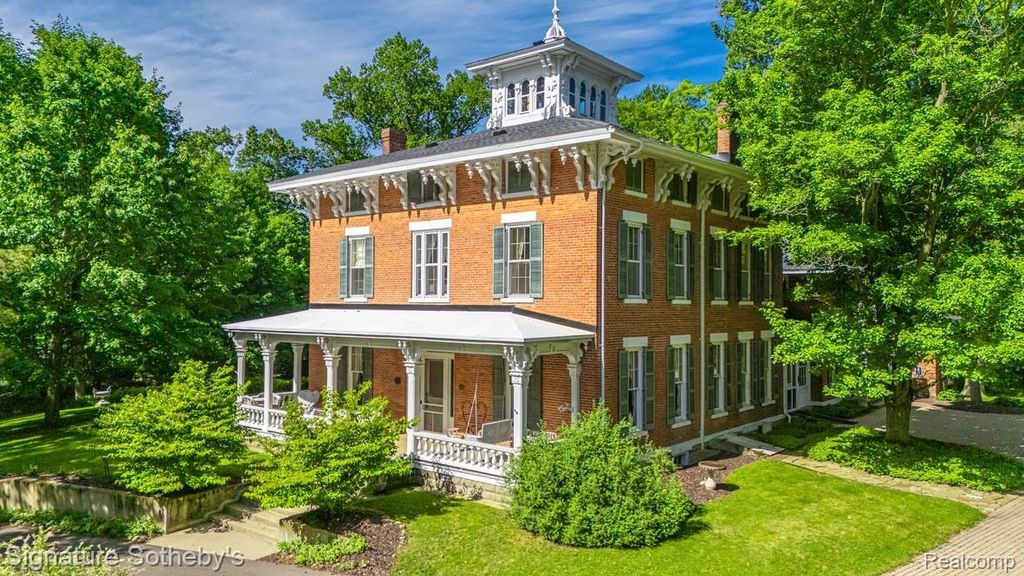 410 N Eagle Street, Marshall city