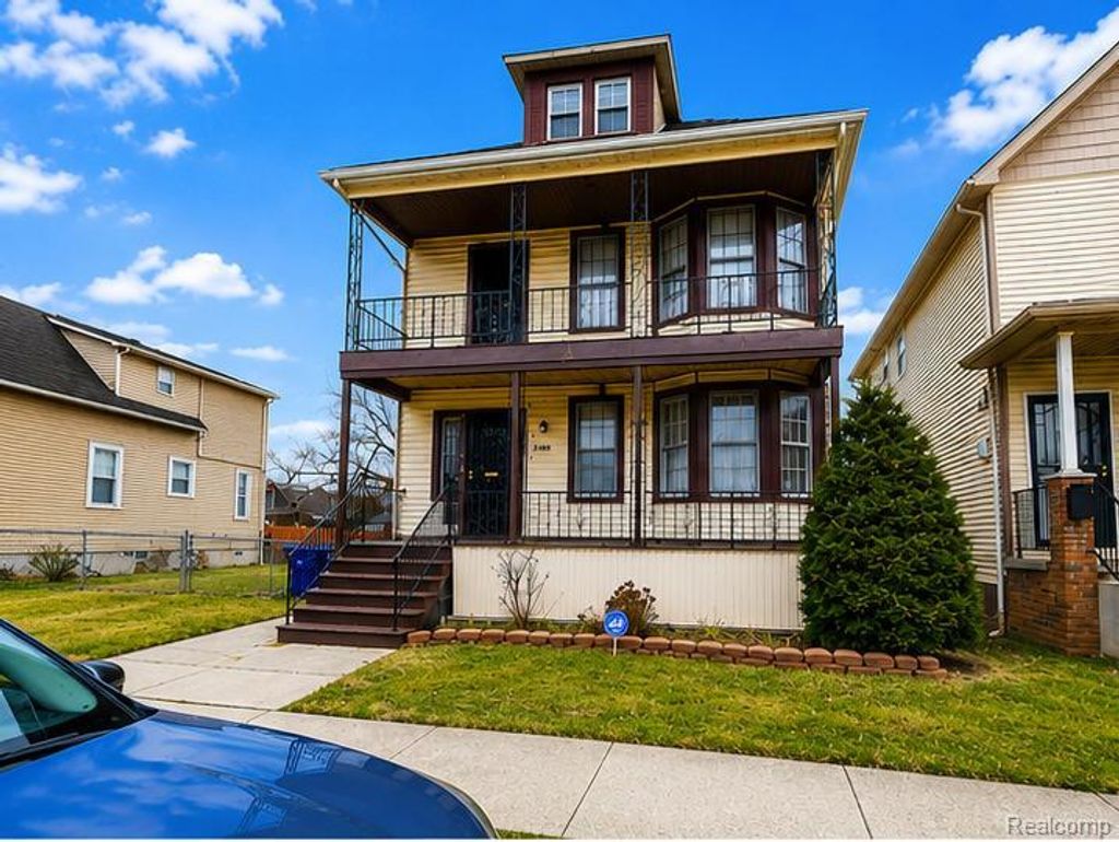 2400 Danforth Street, Hamtramck