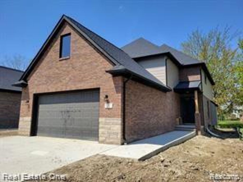 1983 Chancery Drive, Troy city