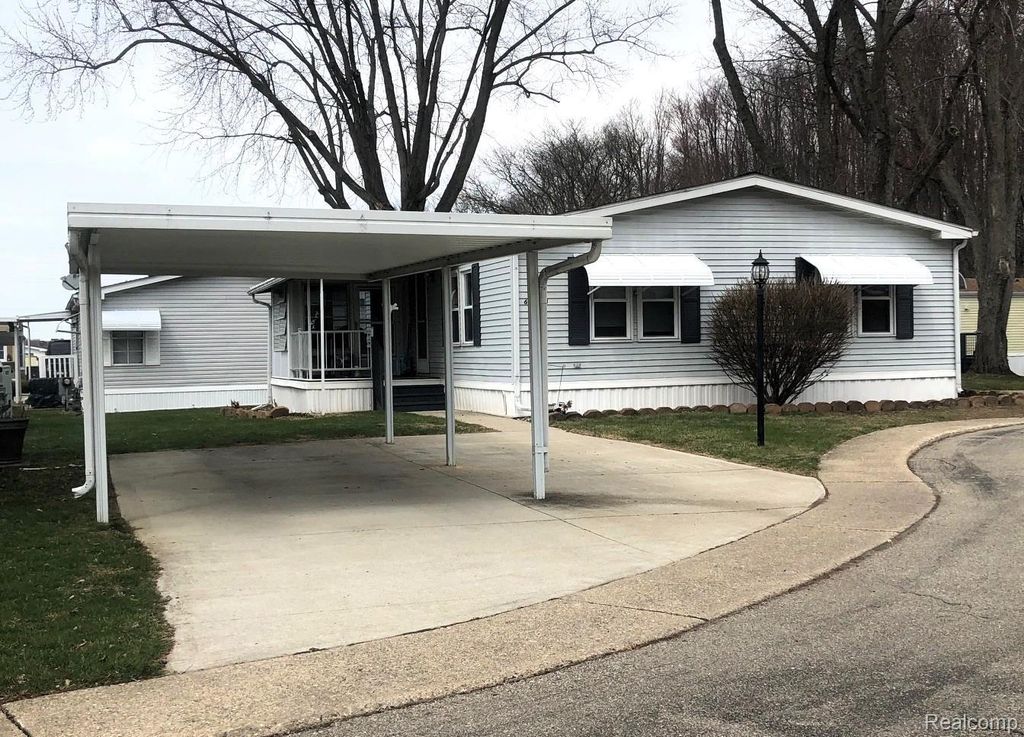 608 Holly Court, Jonesville city
