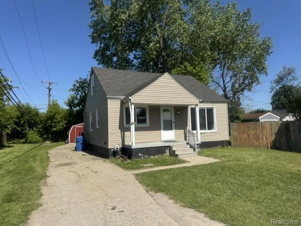 26648 Schoenherr Road, Warren city