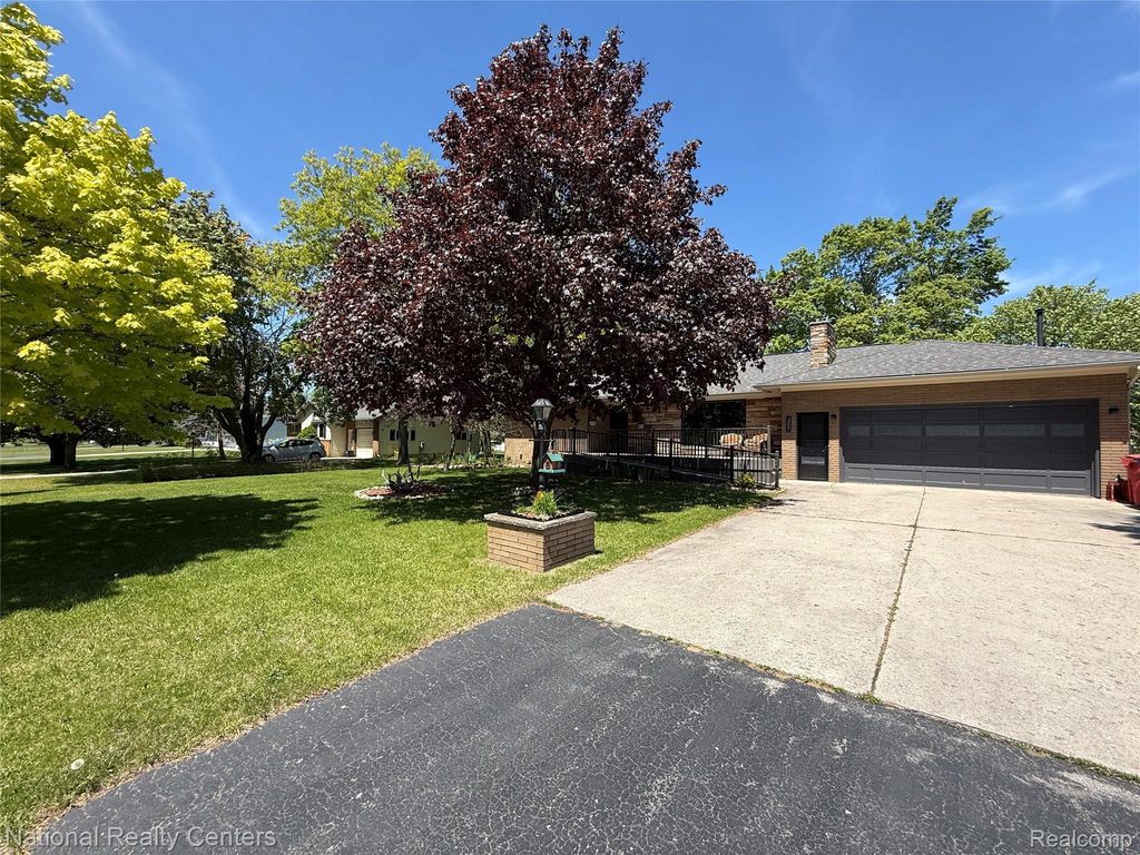 205 Sunset Boulevard, Alpena city