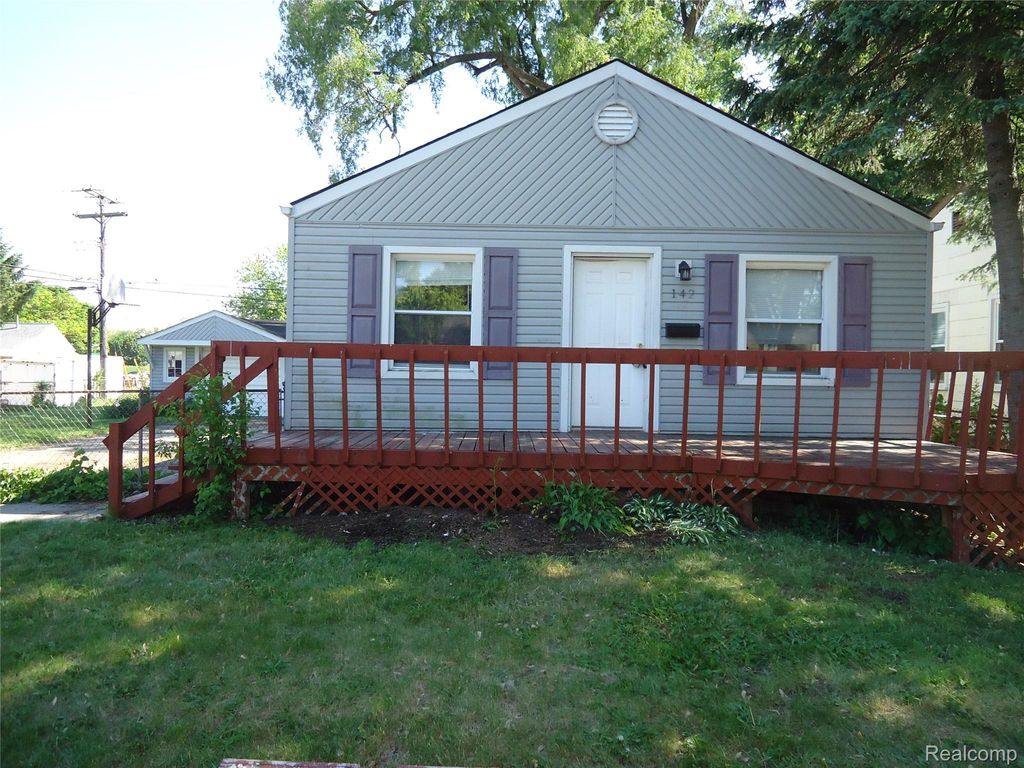 142 E Rowland, Madison Heights city