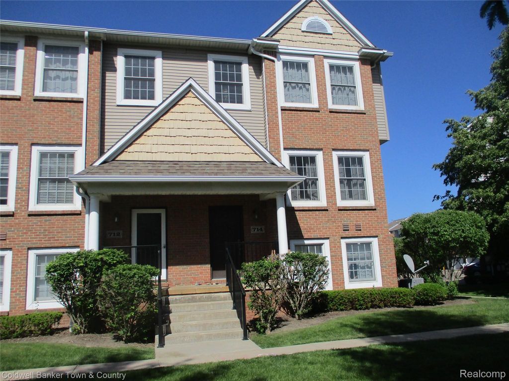 714 Eagle Drive, Fenton city