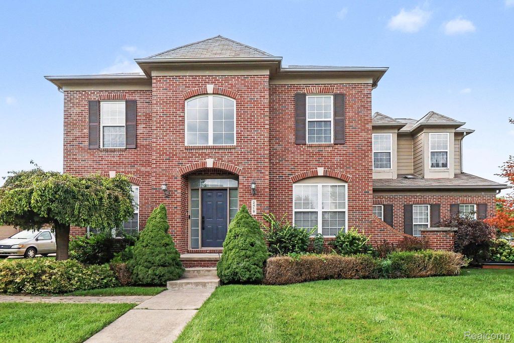 2418 Premier Lane, Canton charter township