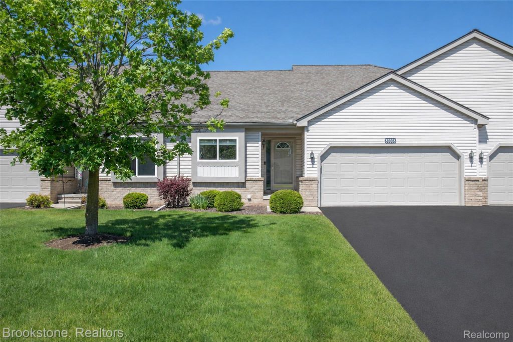 30008 Gregory, Mundy township