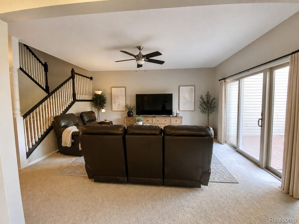 8095 Woodstone Court, Grand Blanc charter township