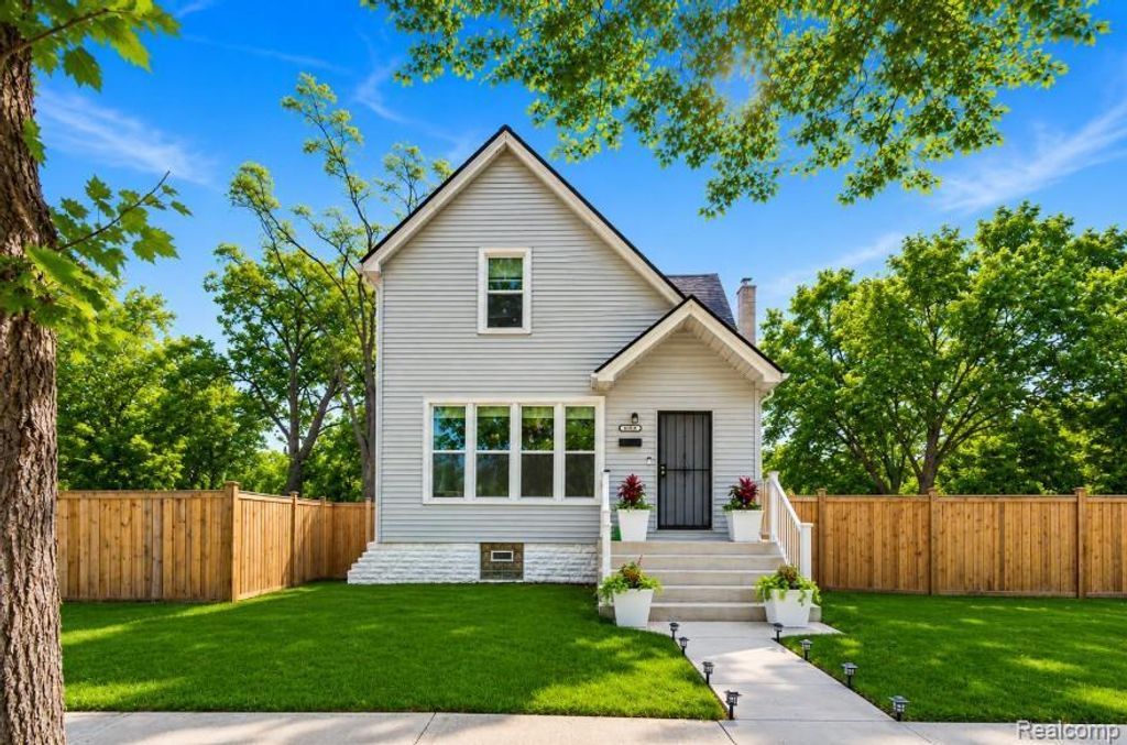 3836 Cadillac Boulevard, Detroit city