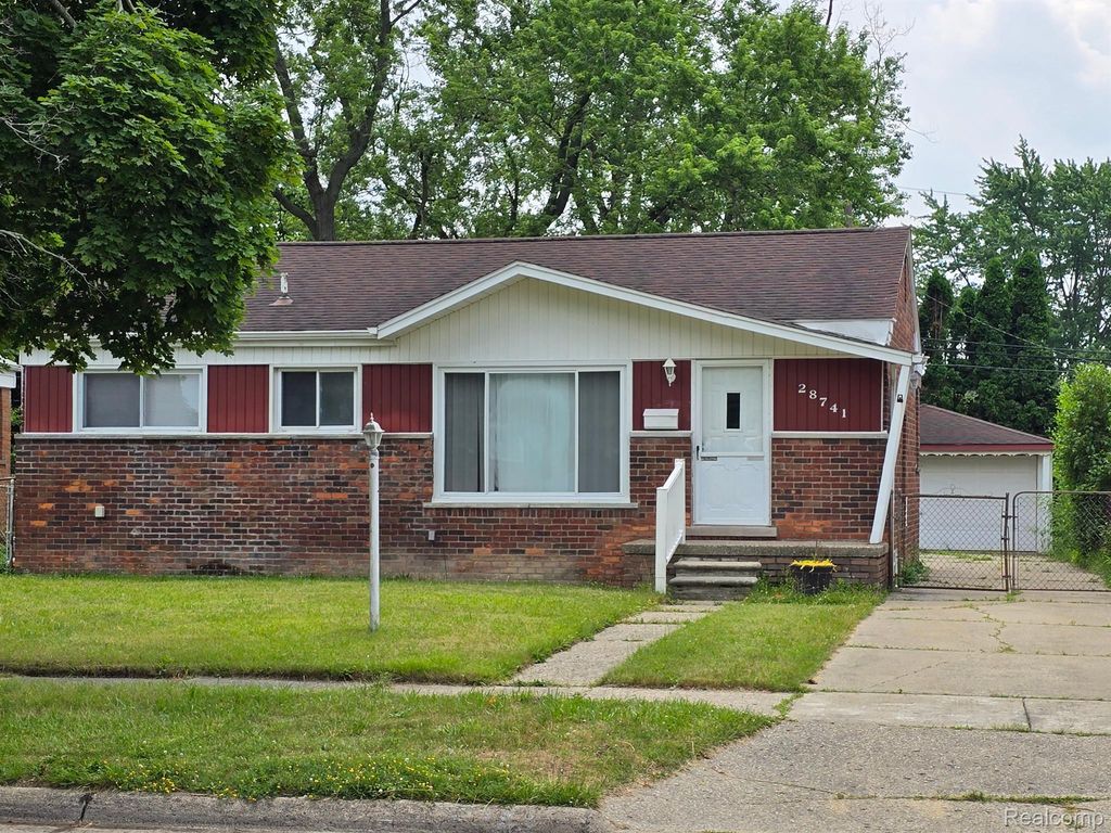 28741 Kathryn Street, Garden City city