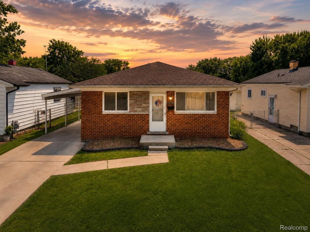 23012 Allor Street, St. Clair Shores city
