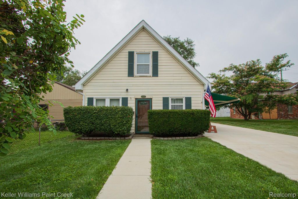 17501 Clarann Street, Melvindale city