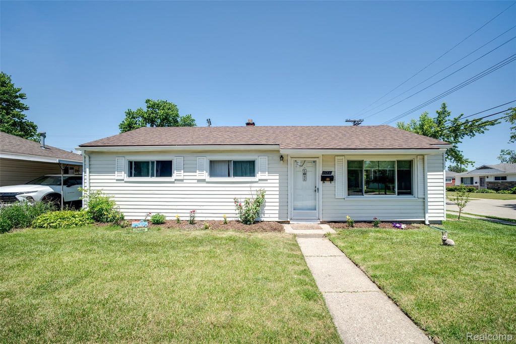 15251 Wildwood Street, Roseville city