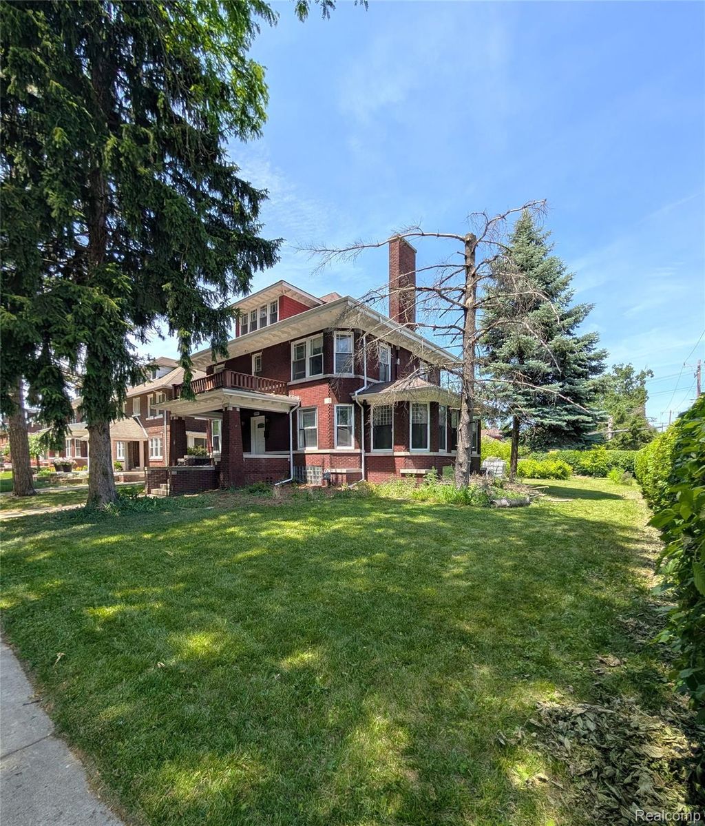 2400 Edison Street, Detroit city
