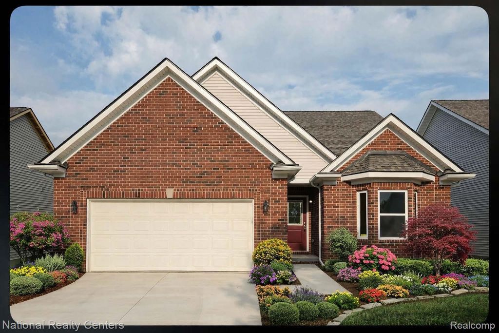 362 Devonshire Drive 31, Lapeer city