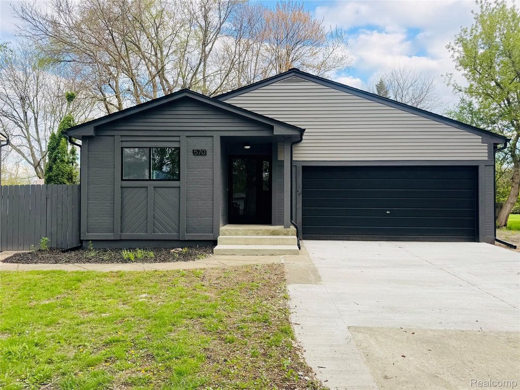 570 Hidden Ridge Drive, Troy city