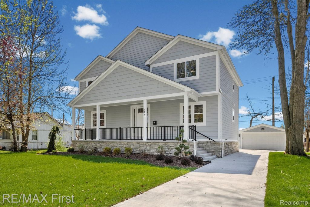 700 Devillen Avenue, Royal Oak city