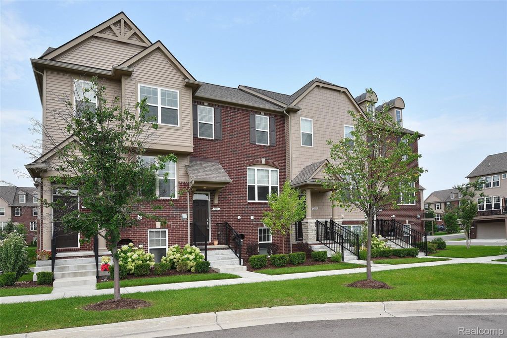 2888 Glenbar Circle, Rochester Hills city