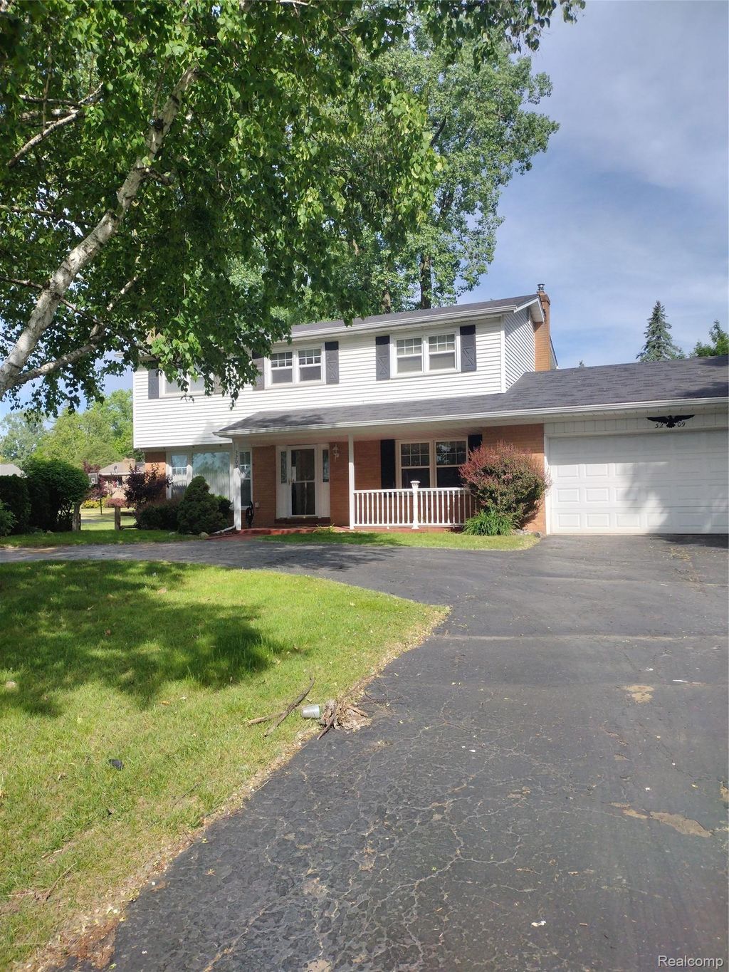 3209 Lakeside Drive, Shelby charter township