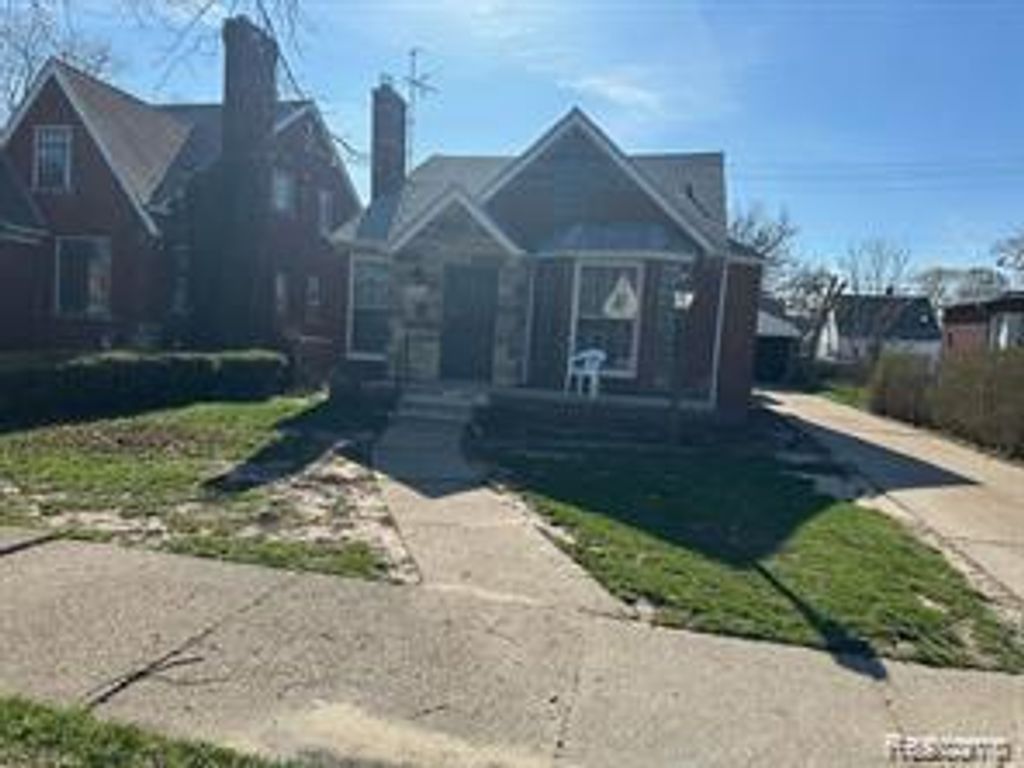 10220 E Outer Drive, Detroit city