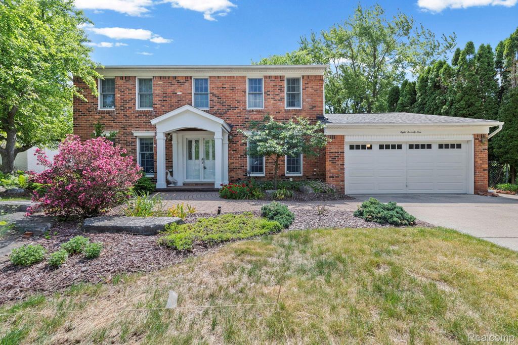 871 Spartan Drive, Rochester Hills city