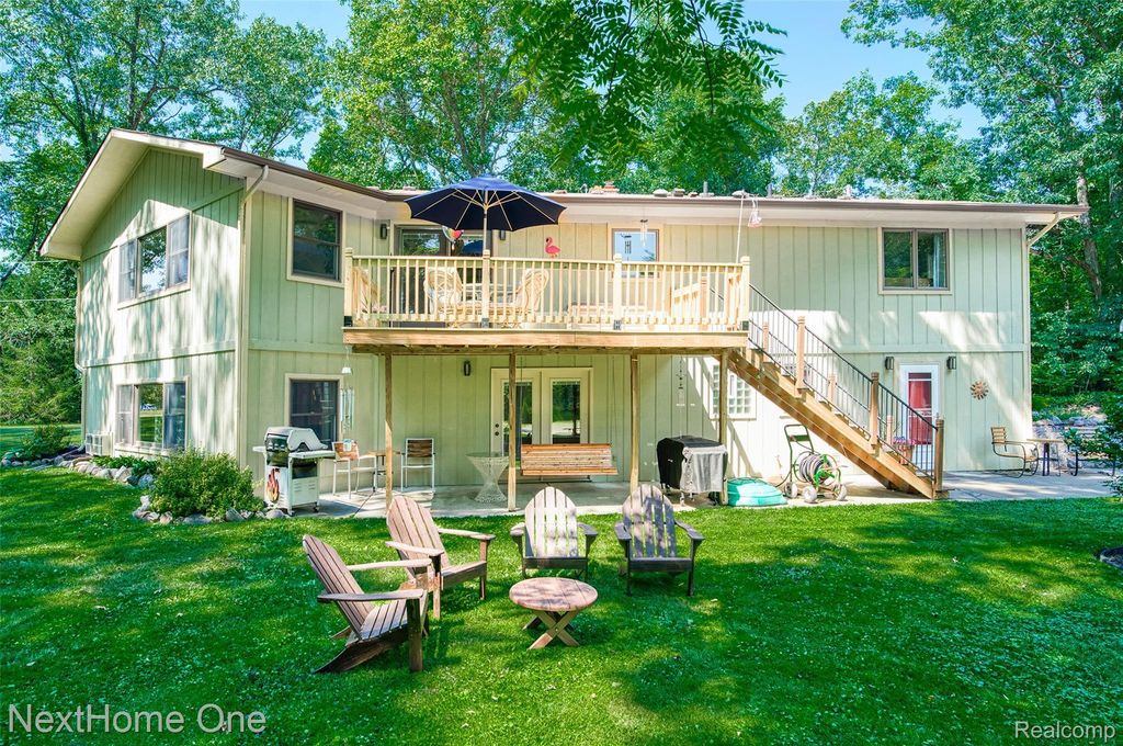 4423 Mason Road, Howell