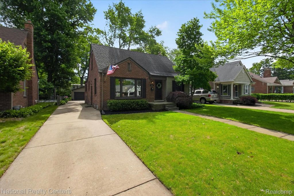 2436 N Vermont Avenue, Royal Oak city